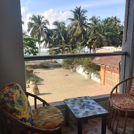 Afiki Hotel Elmina Exterior photo