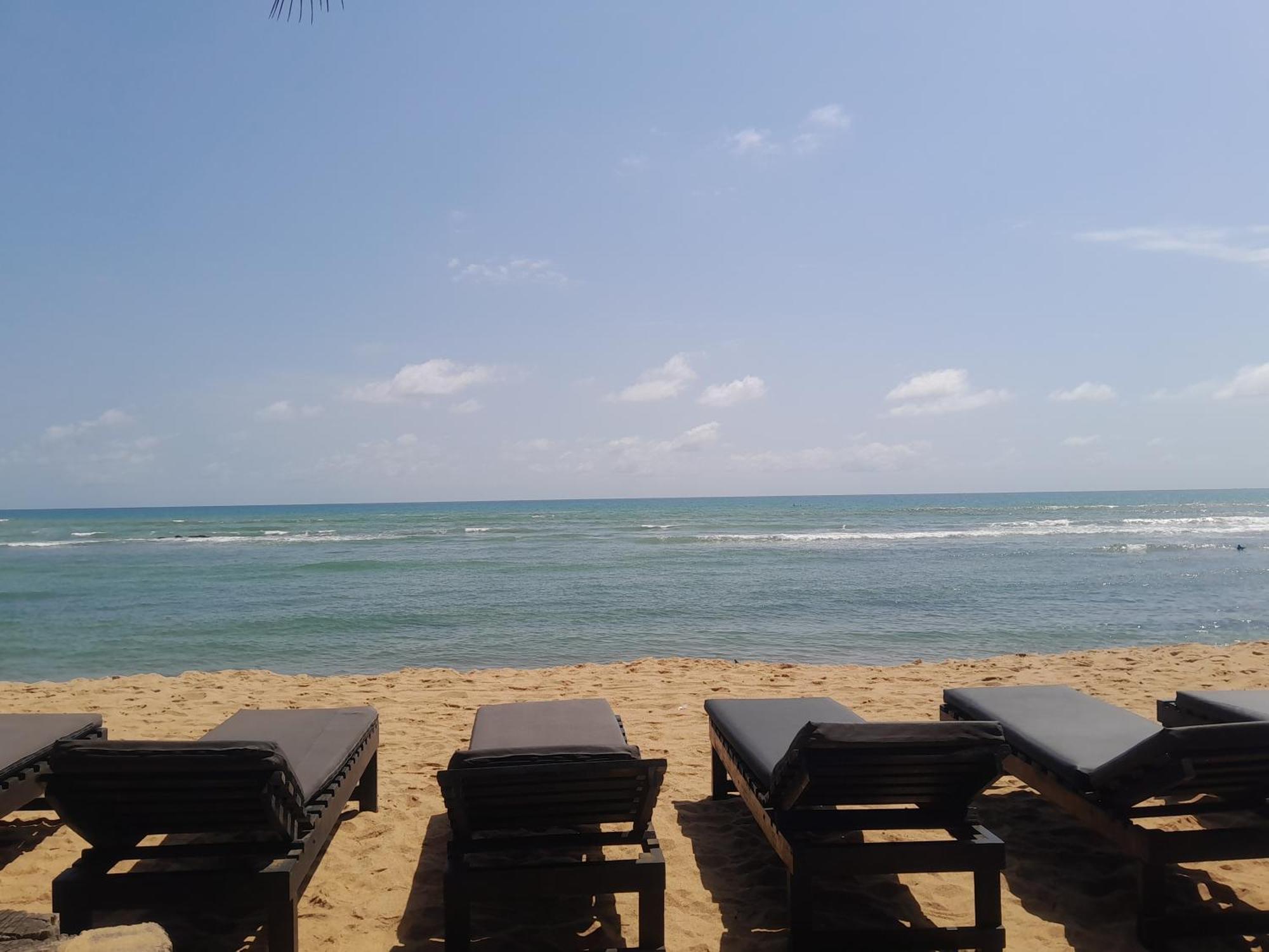 Afiki Hotel Elmina Exterior photo